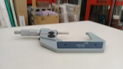 Mitutoyo Digital Micrometer 50-75mm Precision Measuring Tool