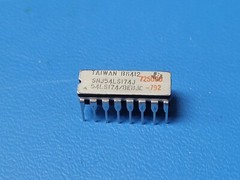 (10 PCS) 54LS174DMQB, SNJ54LS174J TI, FSC IC FF D-TYPE SNGL 6BIT 16CDIP