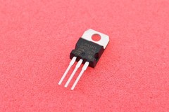 Lot of 10 STM Linear Voltage Regulator IC Negative Fixed 1 Output 1.5A L7915ACV