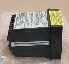 *NEW* Dwyer Love Controls 321-SP1-SP2-529 Temperature Controller Self Tune Plus