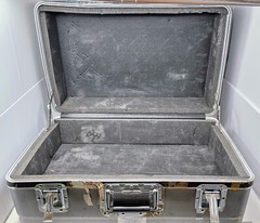 PLATT HEAVY-DUTY Polyethylene Hard Case w/ Wheels and Telescopic Handle