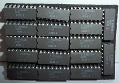 17 Fujitsu 838832-0034 8104J Ceramic IC’s
