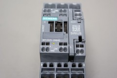 SIEMENS SIRIUS 3RT2025-2BB40 CONTACTOR