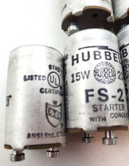 Lot of 5 Hubbell FS-2 Fluorescent Lamp Starters 15/20 Watts With Condenser FS2