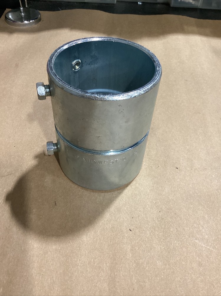 Midwest Set Screw Type 2 1/2″ inch Coupling #658I129-CI