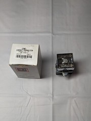Cutler-Hammer Compact Pushbutton W/IND. Light 600V. 50/60Hz E30EL
