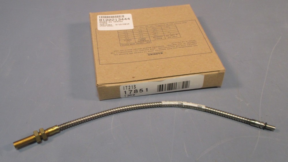 Banner IT21S Glass Fiber Optic Cable 6″ Long PN 17851 NIB