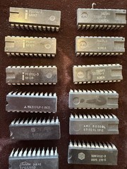 19 Miscellaneous Assorted EPROM Chips 5101&5501 Untested