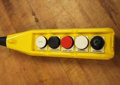 G.G. IP65, 5-Button Pendant Control Pushbutton Station – USED