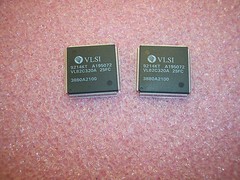 QTY (24) VL82C320A-25FC VLSI QFP-160 SYSTEM CONTROLLER / DATA BUFFER NOS 1 TRAY