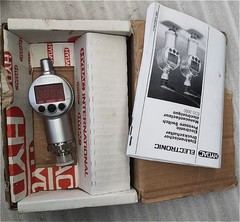 New In Box HYDAC EDS3446-2-0100-000 pressure sensor