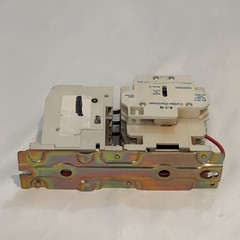 Cutler Hammer AN16BN0 Size 0 , Series A1 , 18 Amp With Aux Contact and Heaters