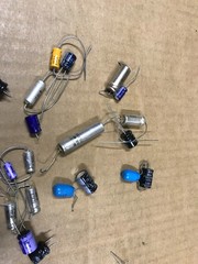 Vintage Lot Of 3-16 Volt Capacitors – (35-40 Pieces In Lot)