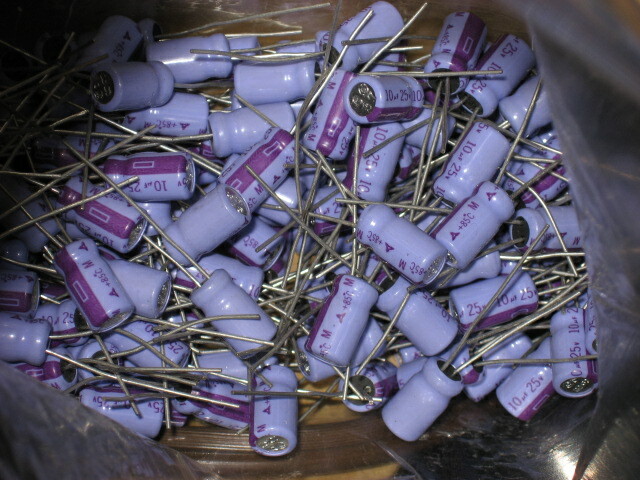 10uf 25 volt Capacitor, new, qty of 1