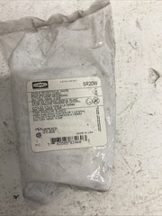 HUBBELL receptacle SR20W I-618