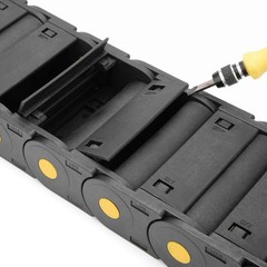 R55 25mm x 77mm Plastic Cable Wires Carrier Drag Chain 1M Black