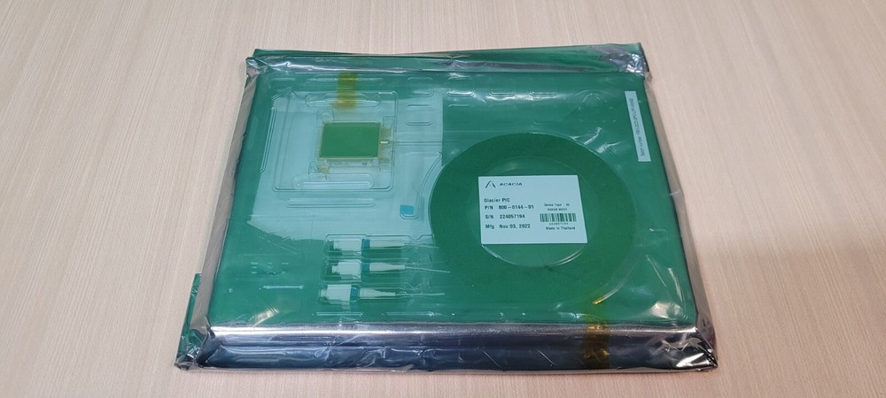 Acacia Silicon Photonics Integrated Circuit Glacier PIC 800-0144-01 NEW