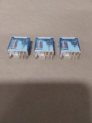 30-HK32Z24-4 line Relay, 24V DC, Standard Contacts LOT OF 3