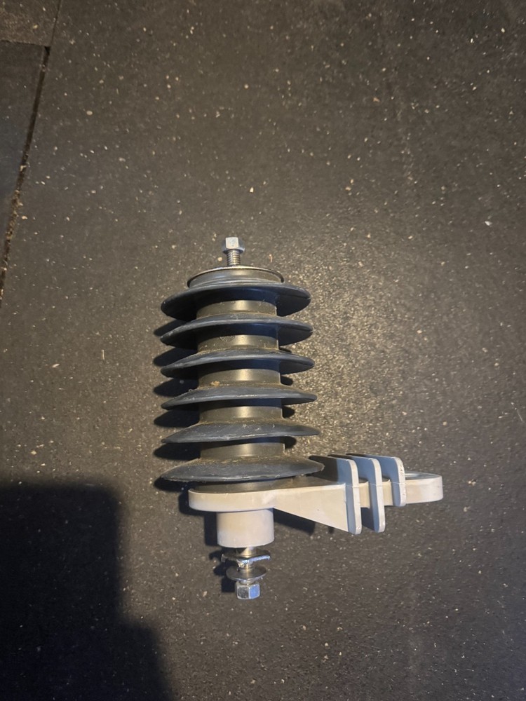 Hubbell / Ohio Brass PVR Optima Surge Arrester – 2216107213 (10.2 kV MCOV) USED