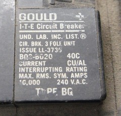 LOT OF 2 GOULD I-T-E BQ3-B020 CIRCUIT BREAKER 20A 3 POLE240VAC