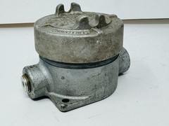 COOPER CROUSE-HINDS EABC16 CONDUIT OUTLET BOX WITH COVER 1/2″ Used