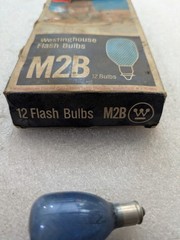 Westinghouse M2B Blue Dot Flashbulbs Bayonet Base Box of 12 Vintage Camera