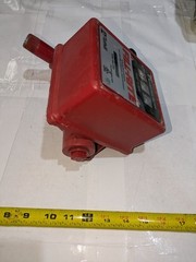 TUTHILL FILL-RITE 50 PSI SERIES 800C METER