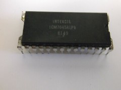 Intersil ICM7045IPI 28 pin 24 hour clock chip N Channel JFET NOS