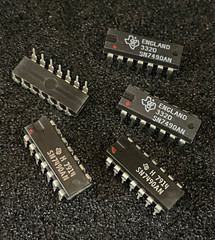 4pc T.I. SN7490AN Integrated Circuit Plastic Package **NOS