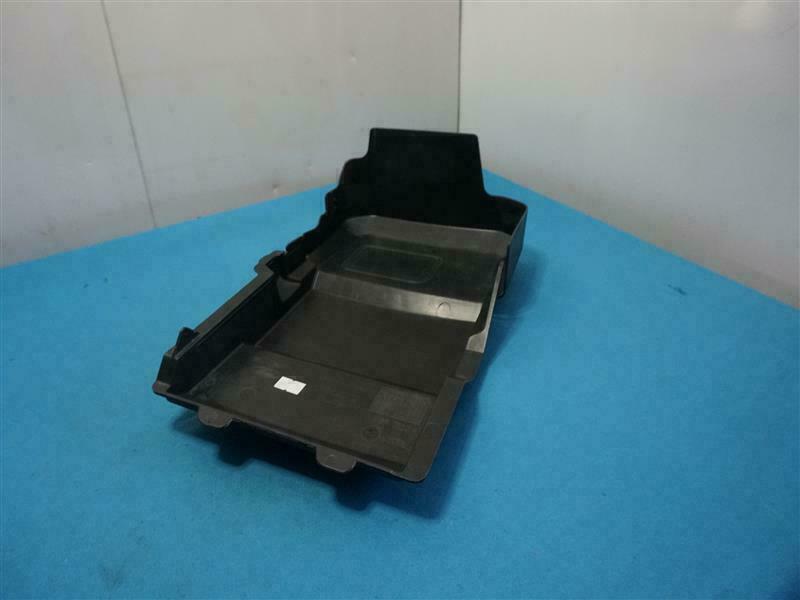 Ford 3M51-10A659-AJ 3M5110A659AJ Cover
