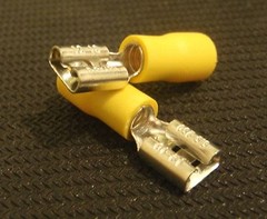 250PC FEMALE SPADE CRIMP CONNECTOR .250 1/4″ YEL 12-10AWG FDD5-250