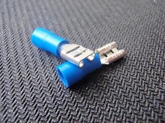 250PC FEMALE SPADE .187″ CRIMP CONNECTOR 16-14 AWG