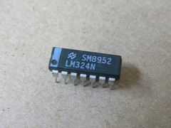 Signetics Sm8952, Lm324n Din Dip Module