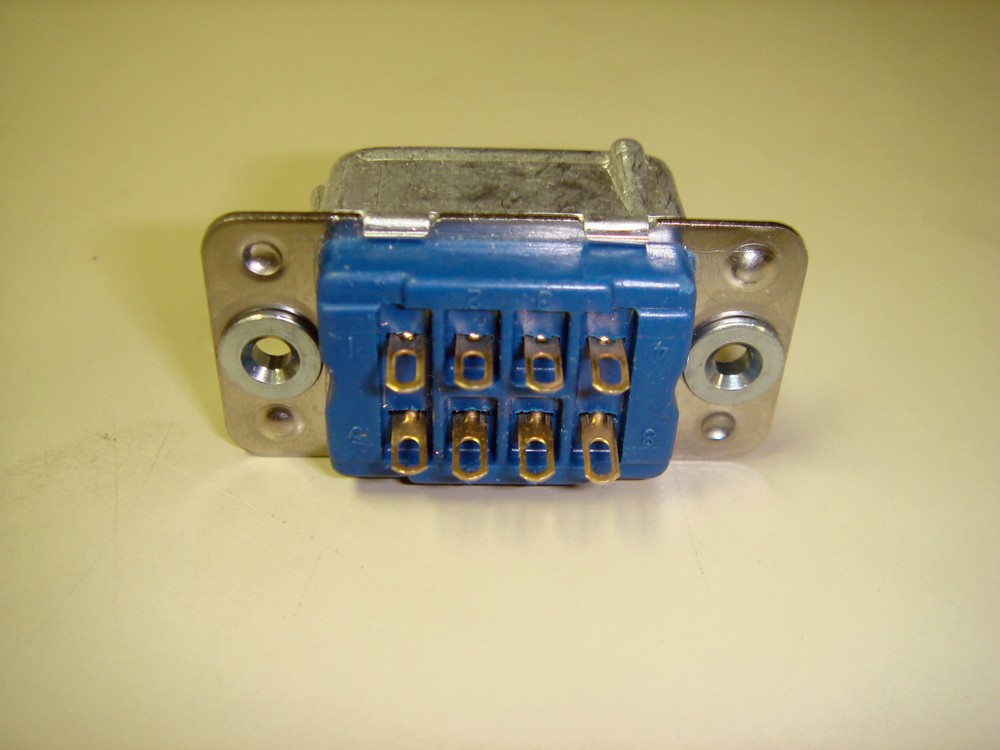 Cooper Interconnect 26-4201-8S Used, Pulled Rack & Panel Connector