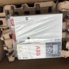 New Variable Frequency Drive ACS380-040C-17A0-4 for ABB 3ABD00057532 16.2A