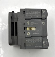 Bussmann / CDNF32D / Non-Fused Disconnect Switch 32A 3-Pole