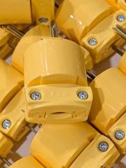 10 x Cooper/Eaton BP4867 15-Amp 125-Volt Heavy-Duty NEMA 5-15 Straight Plug 4867