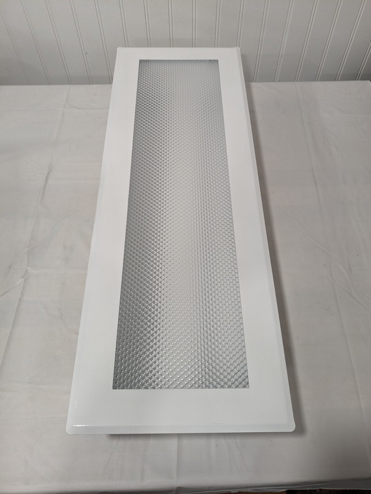Encore Ceiling Light 120 Volt 60 Hertz 26″ Long 9″ Wide E5217