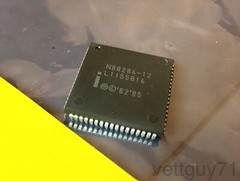 Genuine Original Intel N80286-12 16-bit CPU, PLCC68, 12.5MHz, 286, x86 processor