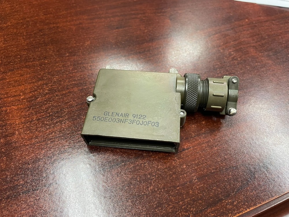 Glenair 550E003NF3F0J0F03 D-Sub Backshell Right Angle 90 Deg