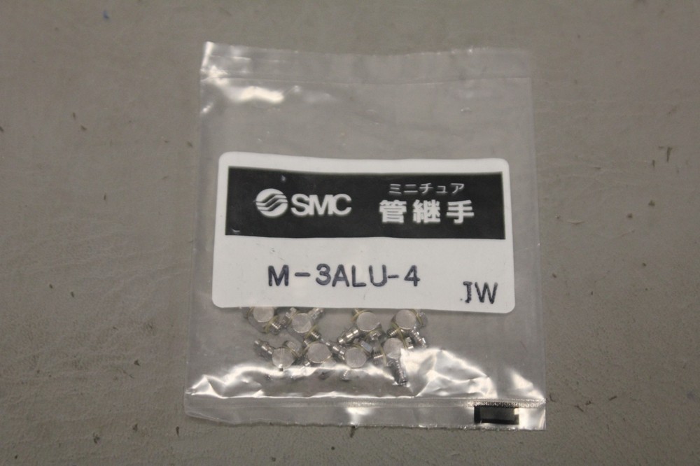 NEW LOT OF 10 SMC M-3ALU-4 MICRO CONNECTORS