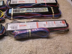 6 ELECTRONIC BALLASTS 2P59 T8, 2P60 T12, 2P28T5 RETIRED ELECTRICIAN