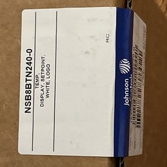JOHNSON CONTROLS NSB8BTN240-0 / NSB8BTN2400 (NEW IN BOX)