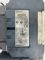 Schneider Electric LC1D80 w/ LR3 D3363