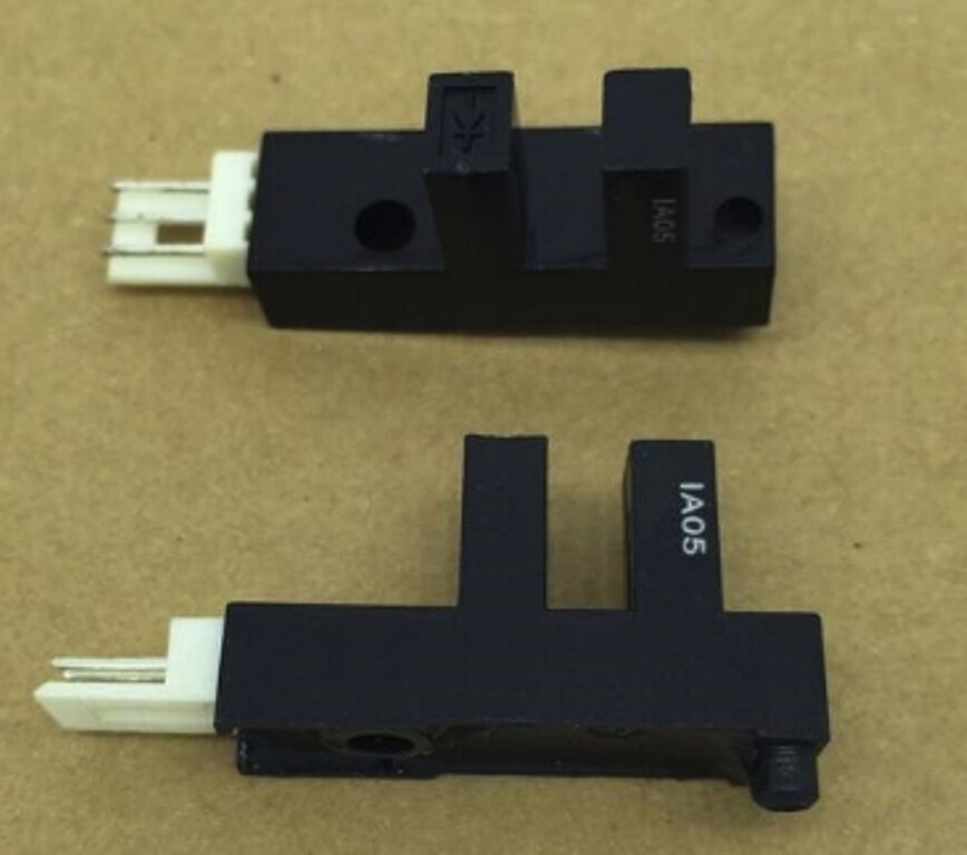 2pcs Sharp/ ROMH GP1A05 SENSOR OPTICAL 5MM MODULE RH
