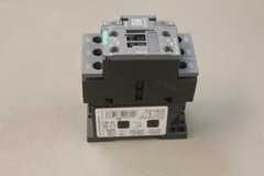 SIEMENS LIGHTING CONTACTOR LEN00C003208B