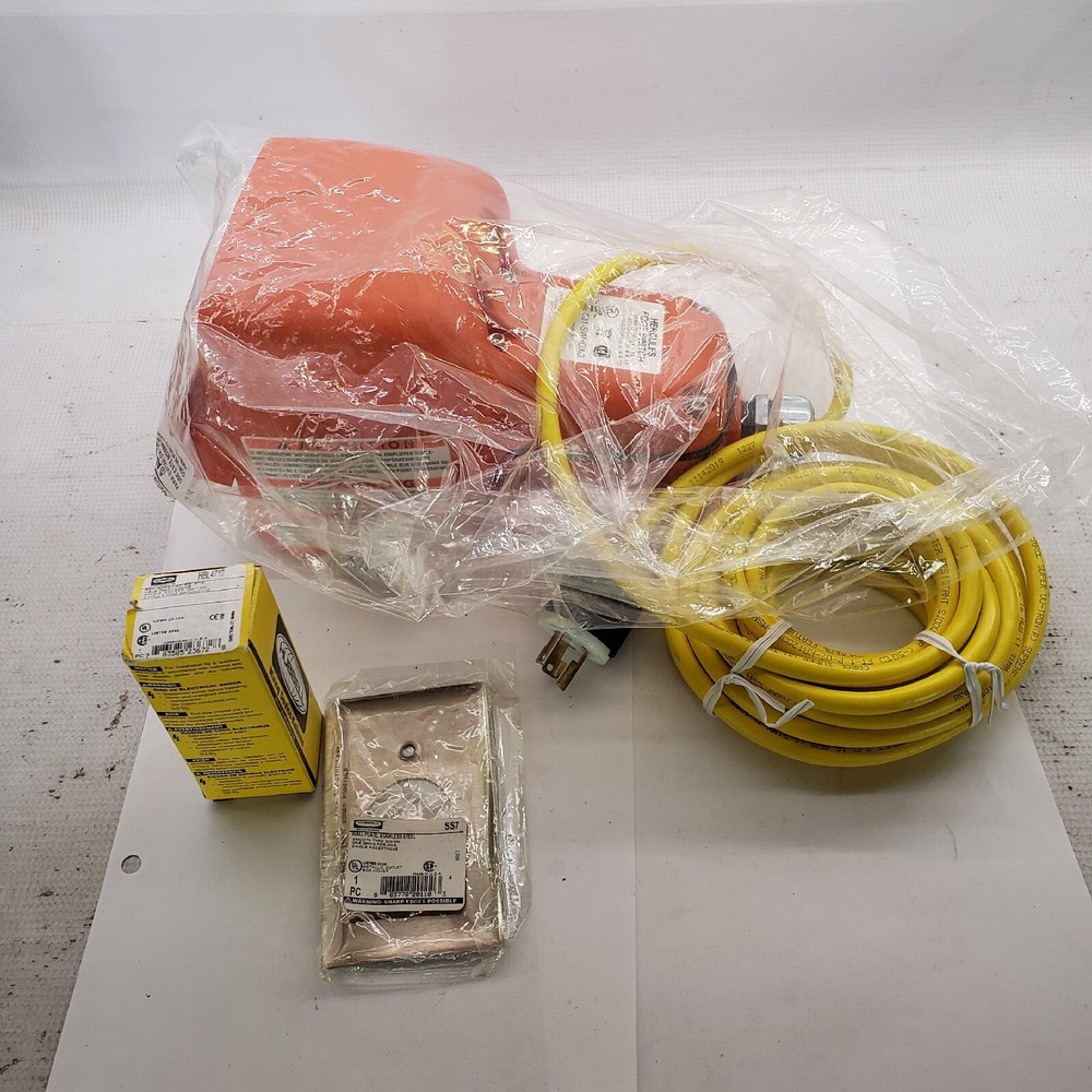 531-SWHOXG Line Master Hercules Foot Switch, & HBL4710 Outlet & Plate