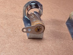AERONAUTICAL ELEC 75-302 PANEL MOUNT LAMP BULB BAYONET BASE SOCKET HOLDER