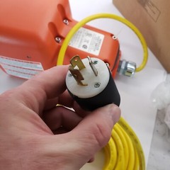 531-SWHOXG Line Master Hercules Foot Switch, & HBL4710 Outlet & Plate