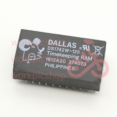 1PCS DS1742W-120+ power supply module NEW 100% Quality Assurance
